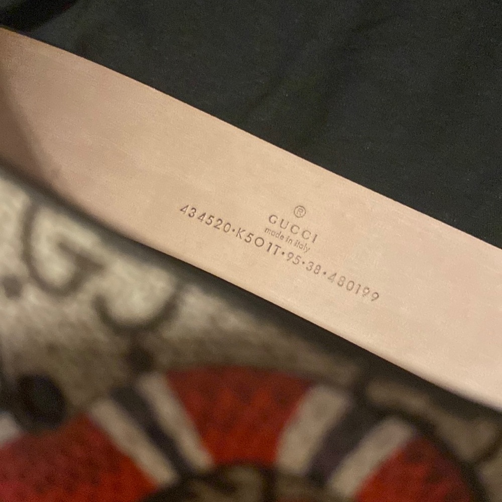 Gucci Snake belt | Size:38 | Coral snake:red, black and cream.Belt:Tan w GG sign - Picture 2 of 2